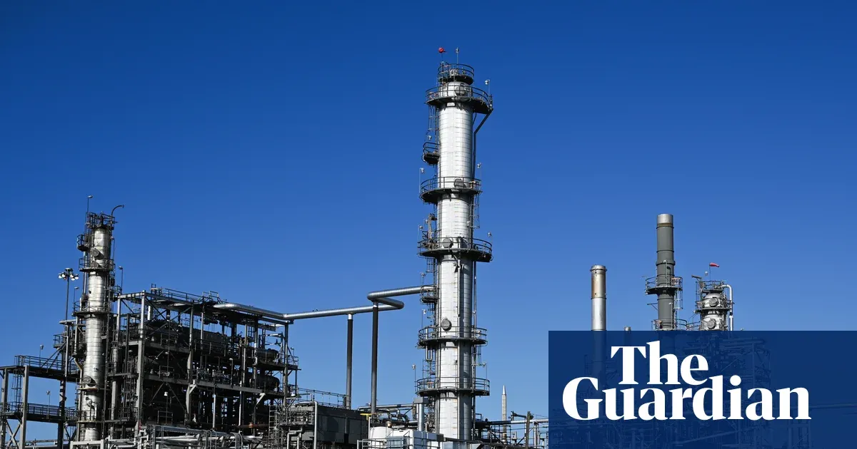Supreme Court hears oil bid to block state climate suits