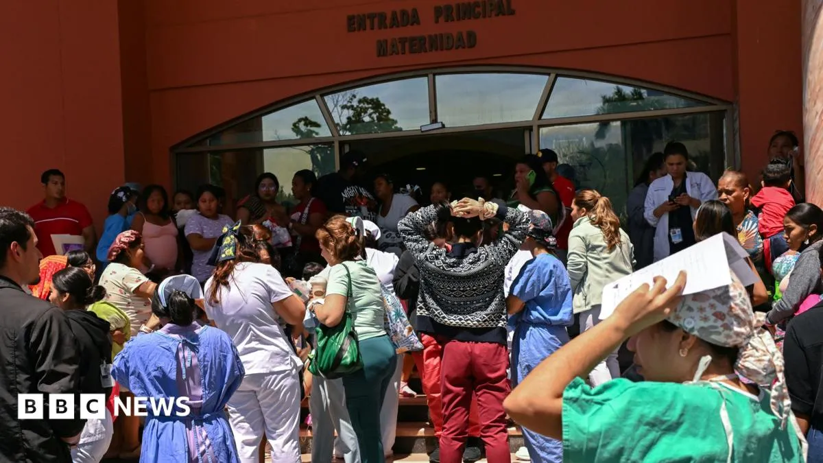 Magnitude 7.7 earthquake strikes Panama, shaking 4.6 million people