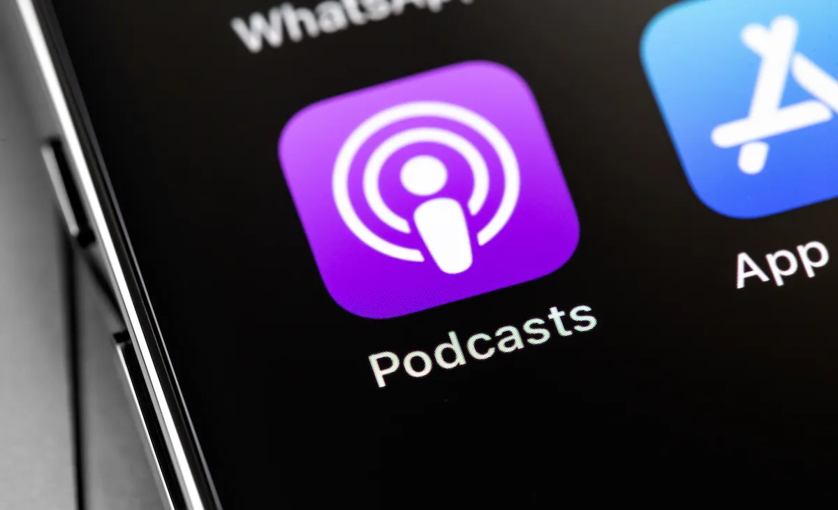 Apple discloses deal to hire Huxe team and license its audio tech