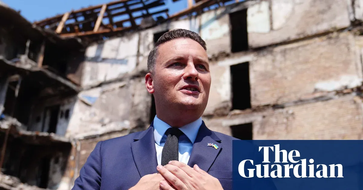 Trump urges Ukraine to replace Zelensky and hold elections